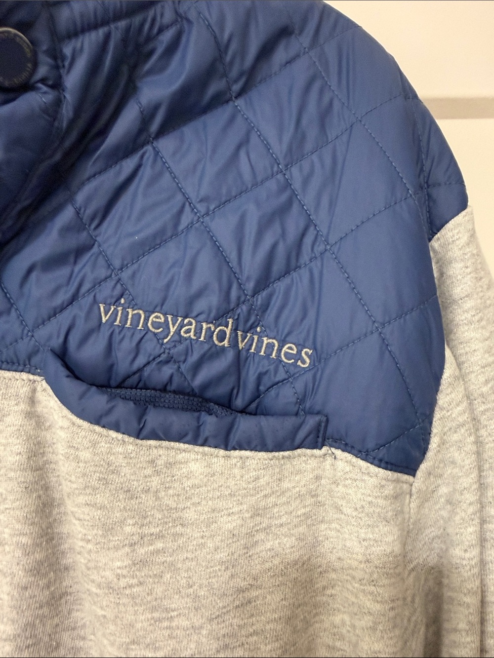 Vineyard Vines Gray Sweatshirt with Navy Quilted Yoke - Picture 5 of 8
